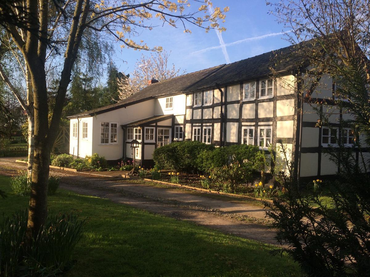 Yew Tree Cottage Leominster Exterior photo